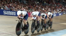 Großbritannien im Goldmedaillenrennen im Finale der Elite-Mannschaftsverfolgung der Frauen bei den UCI-Radweltmeisterschaften in Glasgow, Großbritannien, 05. August 2023. EPA-EFE/ADAM VAUGHAN