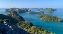 Blick vom Aussichtspunkt „Pha Chan Charat“ über die Inselwelt des Mu-Ko-Ang-Thong-Nationalparks im Golf von Thailand. Bild: Department of National Parks, Wildlife and Plant Conservation (DNP)