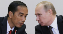 Russischer Präsident Wladimir Putin (R) und indonesischer Präsident Joko Widodo (L). Archivfoto: epa/YURI KOCHETKOV