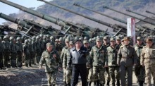 Nordkorea führt inmitten der gemeinsamen Militärübungen der USA und Südkoreas eine Artillerieübung durch. Foto: epa/Kcna