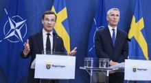 Der schwedische Ministerpräsident Ulf Kristersson (L) und NATO-Generalsekretär Jens Stoltenberg nehmen an einer Pressekonferenz teil. Foto: epa/Jonas Ekstromer