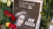 Queen Elizabeth II. verstarb auf ihrem schottischen Landsitz Schloss Balmoral im Alter von 96 Jahren. Foto: epa/Adam Vaughan