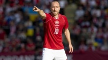 Christian Eriksen reagiert während des Fußball-Länderspiels zwischen Dänemark und der Ukraine in Odense. Foto: epa/Bo Amstrup