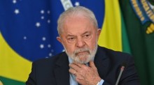 Der brasilianische Präsident Lula startet eine Plattform zur Wiederaufnahme tausender stillgelegter Arbeiten in Brasilien. Foto: epa/Andre Borges