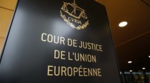 das Logo des Europäischen Gerichtshofs (EuGH) in Luxemburg. Foto: epa/Julien Warnand