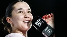 Eva Lys bei einer Pressekonferenz der Berlin Open im Steffi-Graf-Stadion in Berlin. Foto: EPA/Filip Singer