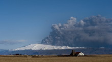  Im Jahr 2010 führte ein Ausbruch des Eyjafjallajökull auf Island zum Stopp des Flugverkehrs in Nordeuropa. Foto: epa/S.olafs