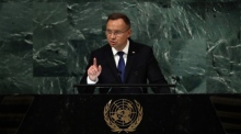 Der Präsident der Republik Polen, Andrzej Duda, hält seine Rede während der 77. Generaldebatte im Saal der Generalversammlung der Vereinten Nationen. Foto: epa/Peter Foley