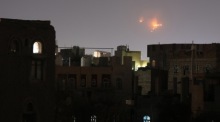 Mutmaßliche US-Luftangriffe auf Sana'a. Foto: epa/Yahya Arhab