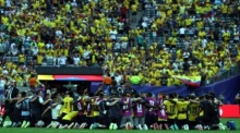 ID: 1409891900:15Claude hat geantwortet: Ecuador-Fans feiern den Sieg gegen Deutschland im WM-Gruppenspiel in New Jersey.Ecuador-Fans feiern den Sieg gegen Deutschland im WM-Gruppenspiel in New Jersey. Foto: epa/Sarah Yenesel