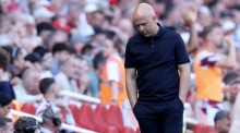 Liverpool-Trainer Arne Slot reagiert während des Premier-League-Spiels gegen den FC Brentford an der Seitenlinie. Foto: Adam Vaughan/epa