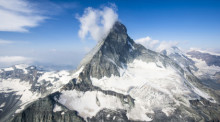 das Matterhorn von verschiedenen Graten in Zermatt. Foto: epa/Dominic Steinmann