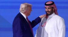 Trump und Kronprinz bin Salman verfolgen den Auftakt des Saudi-US-Investitionsforums und betonen wirtschaftliche Partnerschaften. Foto: epa/Ali Haider.