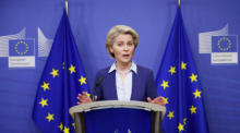 Die Präsidentin der Europäischen Kommission Von der Leyen begrüßt die Sanktionen gegen Russland. Foto: epa/Johanna Geron / Pool