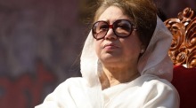 Khaleda Zia, Bangladeschs erste Premierministerin und langjährige Oppositionsführerin, bei einer Kundgebung in Dhaka. Archivfoto: epa/Abir Abdullah