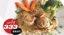Das The Bikers Café Thailand in Sattahip bietet aktuell ein Spezialmenü mit Schweinefilet in Weißwein-Champignon-Rahmsauce, Gemüse, Beilage nach Wahl sowie Eis oder Kaffee beziehungsweise Tee zum Preis von 333 Baht an. Bild: The Bikers Café Thailand.