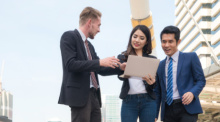 Die Geschäftsführer einer thailändischen Company Limited tragen weitreichende Verantwortung für die operative Leitung und haften bei Pflichtverletzungen unter Umständen auch persönlich. Bild: ultramansk/Adobe Stock