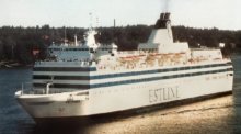 Die Fähre "Estonia" der Reederei Estline (undatiertes Archivfoto). Die «Estonia» war 1994 mit 989 Menschen an Bord auf dem Weg von Tallinn nach Stockholm vor der finnischen Südküste gesunken. Foto: dpa