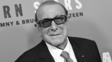 Clive Davis bei einer Sondervorstellung des Films „Western Stars“ in New York. Der legendäre Musikproduzent starb im Alter von 94 Jahren. Foto: AP/dpa/evan Agostini