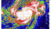 Dieses vom indischen Wetterdienst zur Verfügung gestellte Satellitenbild zeigt, Sturm Mocha, der sich zu einem Wirbelsturm verstärkt. Foto: Uncredited/India Meteorological Department/ap/dpa