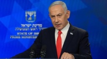Benjamin Netanyahu hält in Jerusalem eine Pressekonferenz nach der Ankündigung eines vorläufigen Abkommens zwischen den USA und dem Iran ab. Foto: epa/Ronen Zvulun/pool