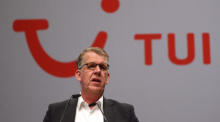 Der Vorstandsvorsitzende der deutschen TUI Group Friedrich Joussen spricht während der Jahreshauptversammlung der TUI Group in Hannover. Foto: epa/Focke Strangmann
