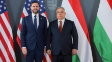 JD Vance trifft Viktor Orban vor der Parlamentswahl in Ungarn und setzt mit seinem Besuch ein politisches Signal im Wahlkampf, gut sichtbar. Foto: dpa/Jonathan Ernst/pool