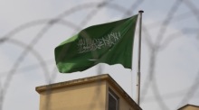 Die saudische Flagge. Foto: epa/Tolga Bozoglu