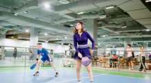 Mit neuen Freizeit- und Sportangeboten wie Pickleball will das Bluport Hua Hin Resort Mall mehr Familien und einheimische Besucher anziehen. Foto: Blúport Huahin