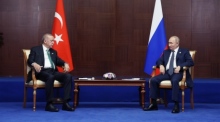 Türkiens Präsident Recep Tayyip Erdogan (L) bei einem Treffen mit dem russischen Präsidenten Wladimir Putin (R) in Astana. Foto: epa/Vyacheslav Prokofyev / Kremlin / Sputnik Pool Mandatory