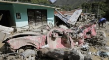 Erdrutsch in Zentralkolumbien mit mindestens 14 Toten und mehreren Vermissten. Foto: epa/Carlos Ortega