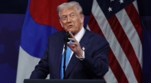 US-Präsident Donald Trump spricht beim APEC CEO Summit 2025 im südkoreanischen Gyeongju, der bis zum 31. Oktober dauert. Foto: epa/Andres Martinez Casares