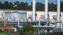 Rohrsysteme und Absperrvorrichtungen in der Gasempfangsstation der Ostseepipeline Nord Stream 1. Foto: Stefan Sauer/dpa