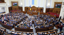 Abgeordnete nehmen an der Ernennung des neuen Verteidigungsministers der Ukraine in der Werchowna Rada teil. Foto: Ukrinform/dpa