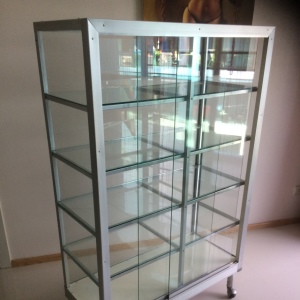 Vitrine, siehe Bilder