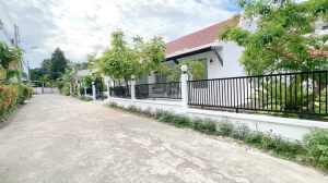 Naklua Soi 12 Neuwertiges Haus zur Miete