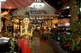 Ab Freitag wieder täglich geöffnet: Internationale Küche zu günstigen Preisen, dafür ist Heidi's Garden Restaurant im Herzen Hua Hins bekannt.