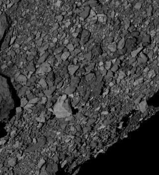 Die Aufnahme der Sonde Osiris Rex zeigt die Oberfläche des Asteroiden Bennu auf der südlichen Halbkugel aus einer Entfernung von etwa fünf Kilometern. Foto: NASA/Goddard/University of Arizona/dpa