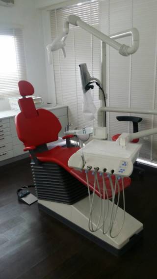Dr. Ramin in neuer Zahnarztpraxis