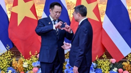 Thailand und Vietnam wollen ihre wirtschaftliche und strategische Zusammenarbeit weiter ausbauen. Foto: epa/Nhac Nguyen