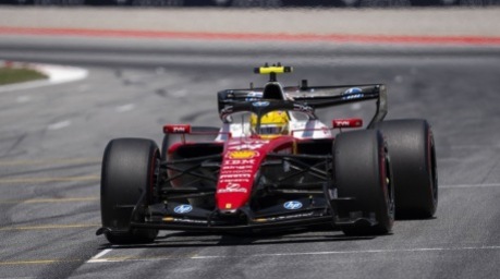 Lewis Hamilton im Ferrari während des Formel-1-Rennens auf dem Circuit de Barcelona-Catalunya. Foto: EPA/Siu Wu