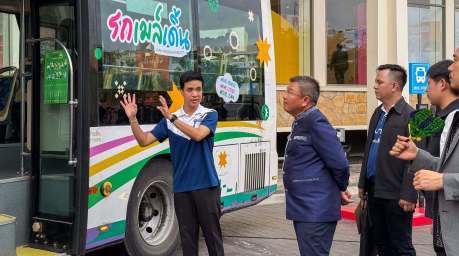 Die Ausstellung vermittelt am Beispiel des Khon Kaen City Bus moderne Konzepte für einen vernetzten und digitalen öffentlichen Nahverkehr. Foto: Khon Kaen City Bus