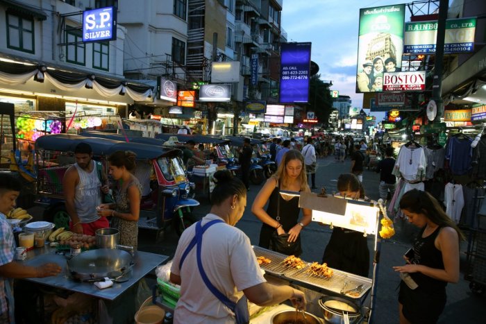 Verkaufsstände in der Khao San Road. Foto: The Nation