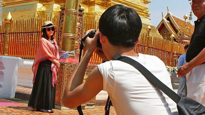 Chinesische Touristen profitieren von dem Verzicht auf Visagebühr. Foto: The Thaiger