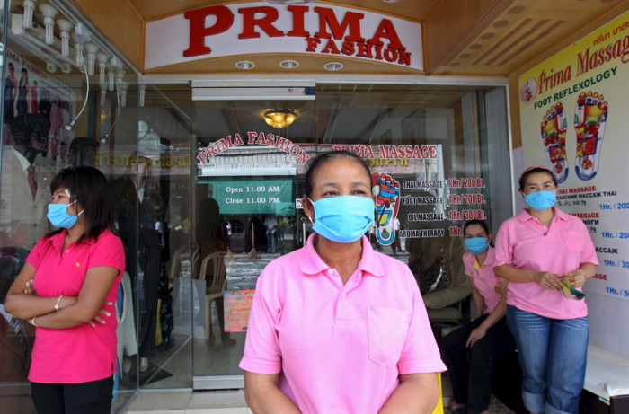Massagebetriebe in Pattaya dürfen im Zuge der Lockerung der Corona-Beschränkungen wieder öffnen. Foto: epa/Rungroj Yongrit