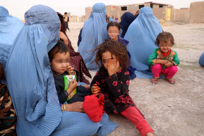 Afghanistan bittet um weltweite Hilfe für die vom Krieg vertriebenen Menschen. Foto: epa/Jalil Rezayee