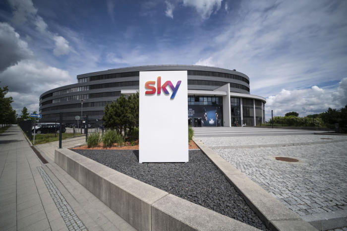 Der Hauptsitz der Mediengruppe Sky in Unterföhring bei München. Foto: epa/Lukas Barth-tuttas