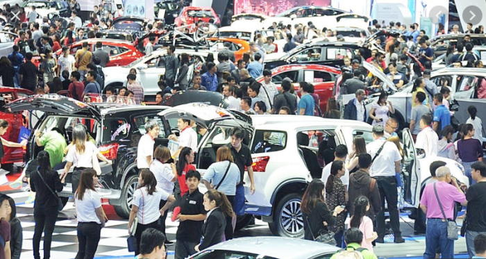 Die inländischen Autoverkäufe sind im April um 65 Prozent eingebrochen. Archivfoto: Khaosod