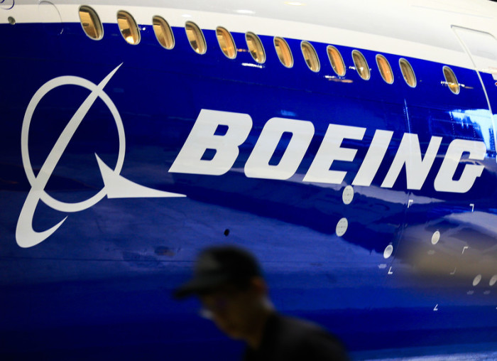  Logo des multinationalen Flugzeugherstellers Boeing. Foto: epa/Ritchie B. Tongo