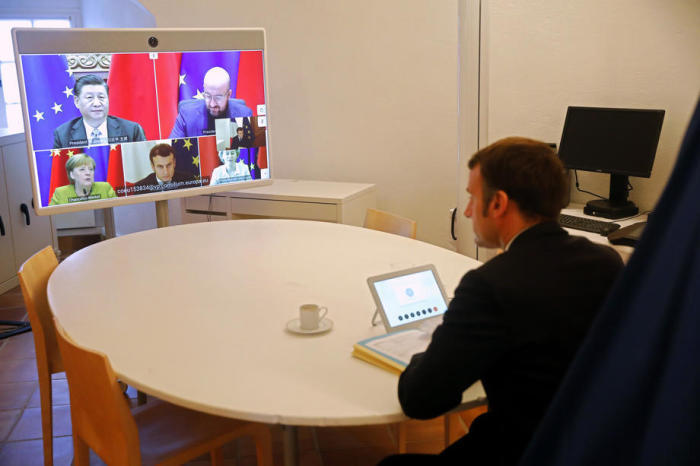 EU-Spitzenpolitiker nehmen an einer Videokonferenz mit dem chinesischen Präsidenten Jinping teil. Foto: epa/Sebastien Nogier / Pool